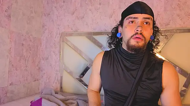 Benny_and_Mark live XXX chat