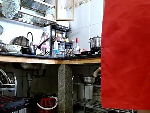 Mika-Spa21 Show Webcam