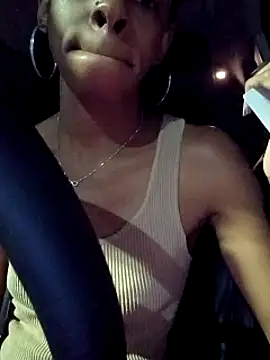 Chat XXX en directo de Jasmine_FullsShine