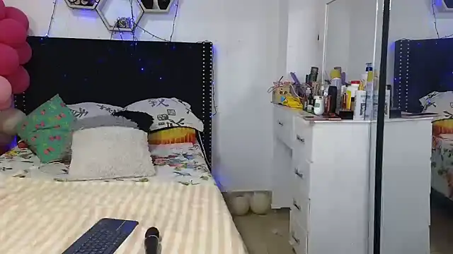 Živý XXX chat charlotte_077