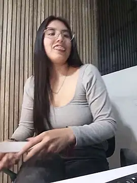 Valk_submissive Obrolan Langsung XXX