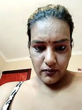 دردشة Foxybaby420 الجنسية المباشرة