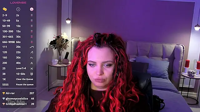 Miss_Maya_Mils' Live XXX Chat