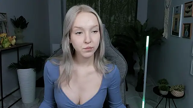 MaoqiBeverly's Live XXX Chat