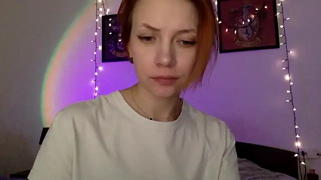 Milk_shakeee's Live XXX Chat