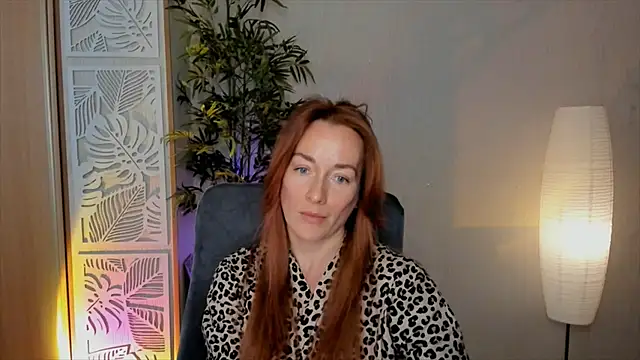 RebeccaMartinez Adlı Modelin Canlı XXX Sohbeti