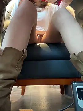 littleqiu's Live XXX Chat