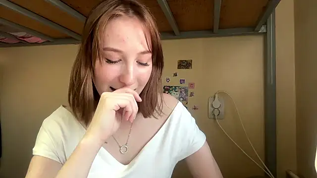 AquilineOrites Live XXX Chat