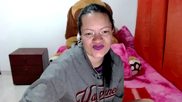 Živý XXX chat Cristal_w