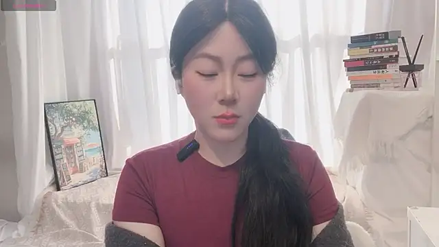 Chat +18 de Xiaoai_007 ao vivo