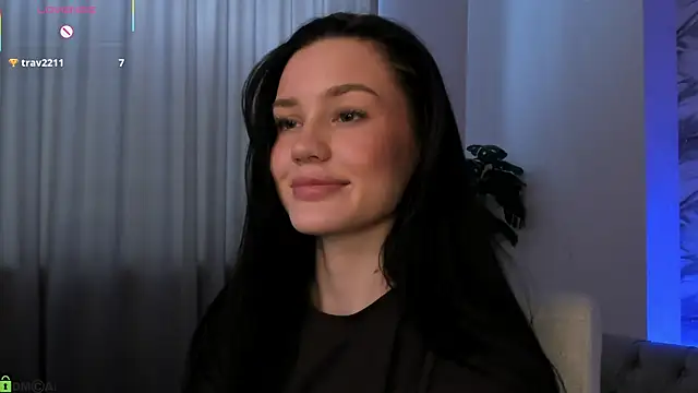 Chat +18 de Aria_Mila ao vivo