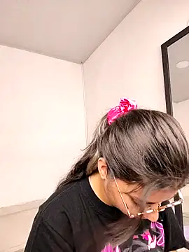 Chat XXX en directo de harper_ks