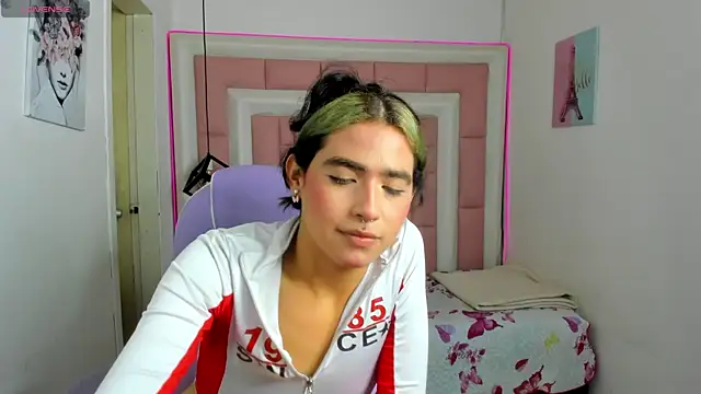 Samanthhaah webkamerás műsora