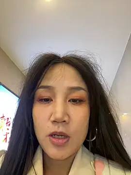 xiaoya-cc 即時 XXX 聊天