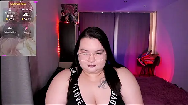 YoshinoSomeiのライブXXXチャット