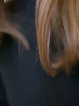 Lady_woman live XXX chat