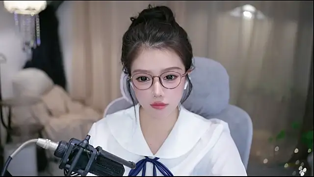 Chatroom XXX en direct de Cecily