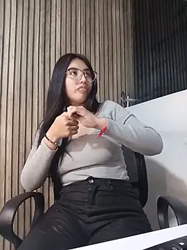 Chat XXX en directo de Valk_submissive