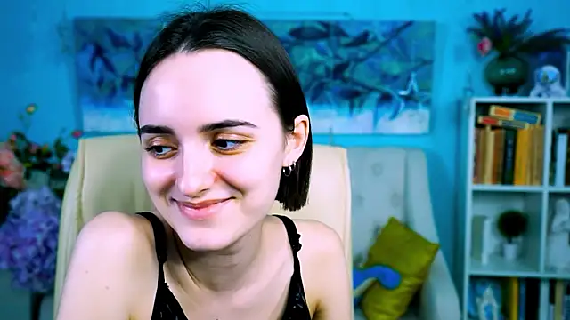 KateWillows Show in webcam