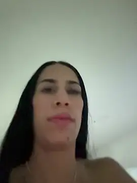 isa_rousse25: онлайн-секс-чат