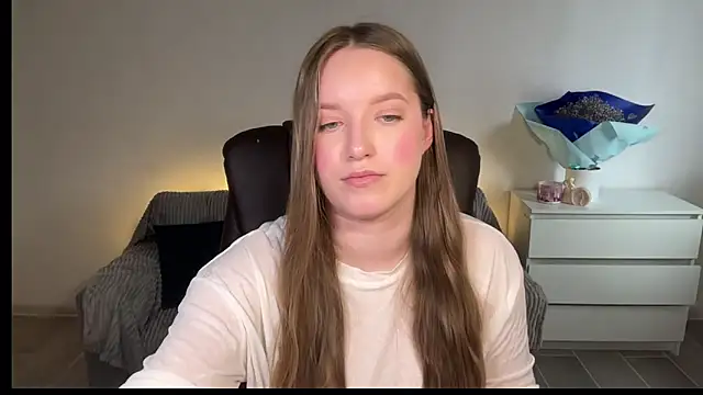 EvaMaddison: απευθείας συνομιλία ΧΧΧ