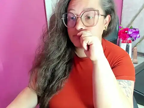 دردشة Sarah_Boobs_ الجنسية المباشرة