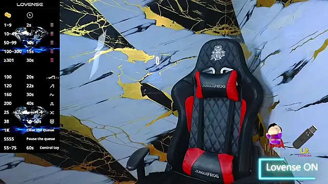 Kevin22_222 即時 XXX 聊天