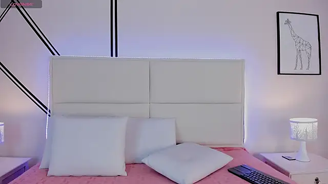 Iris_Thompson_ live XXX chat