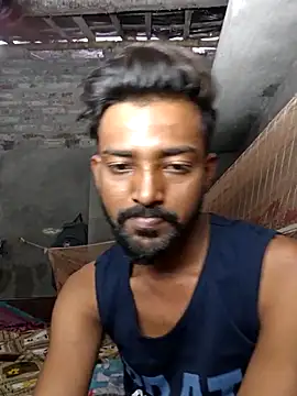 India_HOT23 即時 XXX 聊天