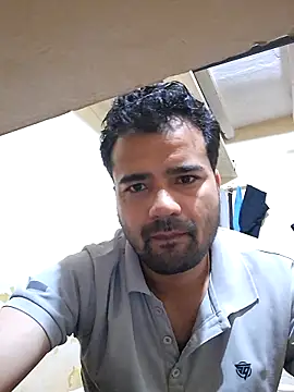 Nabieva12 即時 XXX 聊天