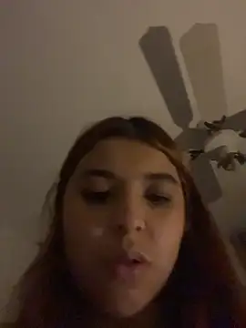 Živý XXX chat baddieasiantv