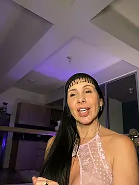 caritoo21 live XXX chat