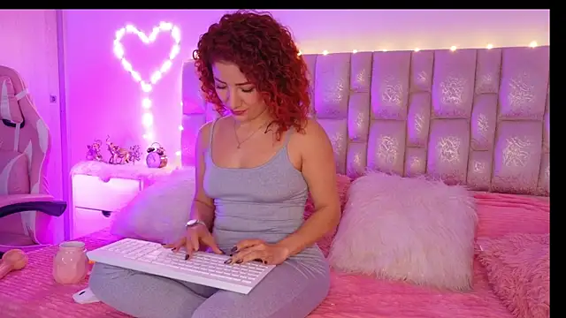 Chatroom XXX en direct de BlossomNicol