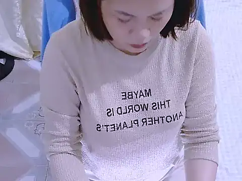 Queen__Roses – Live XXX-chat