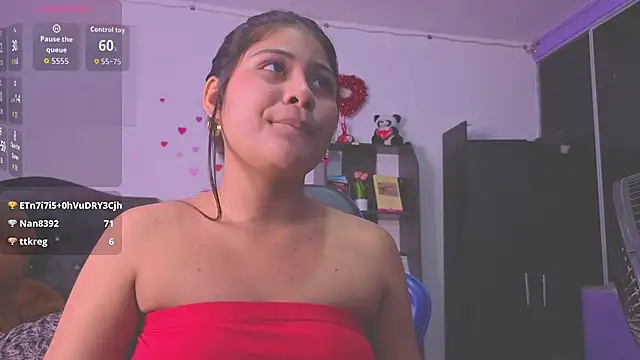 BadKittyy 现场XXX聊天