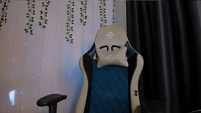 KarlaSim Live XXX-chat