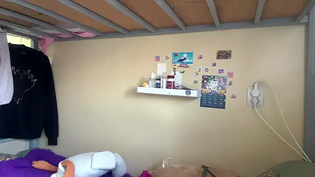 AquilineOrites' Live XXX Chat