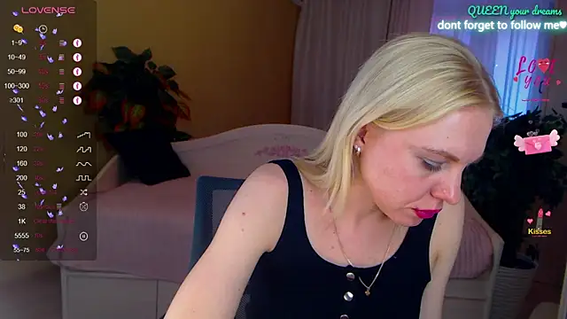 LiSinDoll's Live XXX Chat