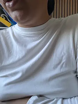 Chat XXX ao vivo de Emi_hot1