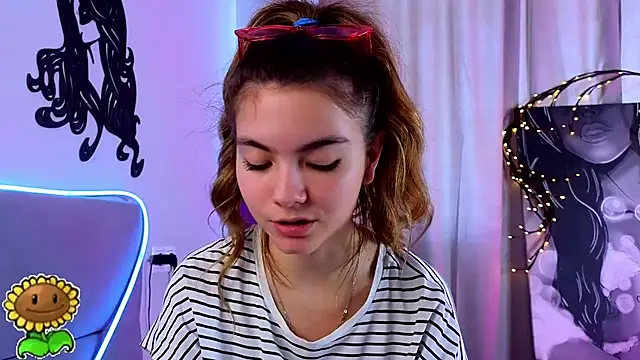 MargieDavidson লাইভ XXX চ্যাট