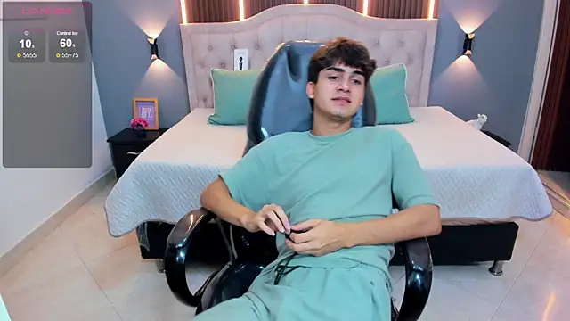 Tommy18__'s Live XXX Chat