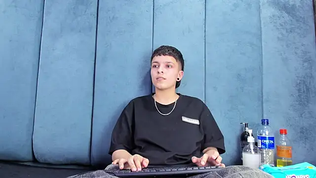 Megan_Thompson_ Chat XXX live