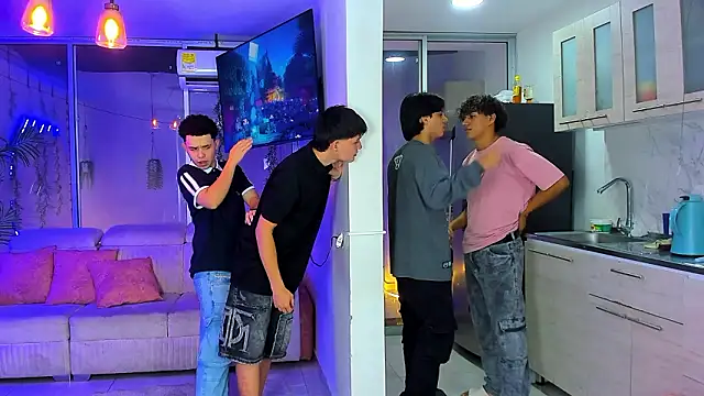 Houseofwarrios webkamerás műsora