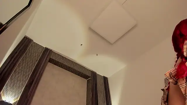 Онлайн чат XXX selene_red_