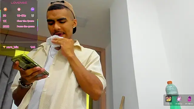 عرض كام Rpoolrboy