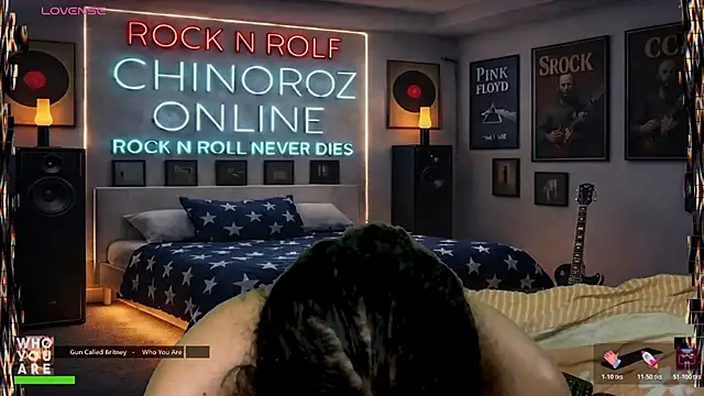 Вебкам-шоу chino_roz