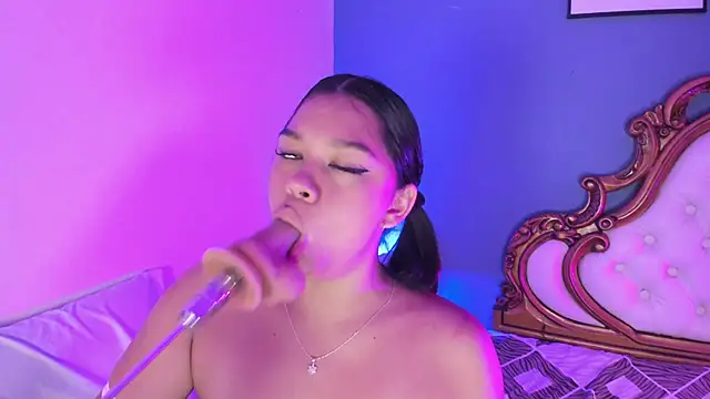 Chat +18 de HatsaJones ao vivo