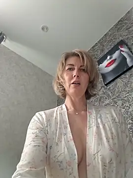 stellahere8 Live XXX Chat