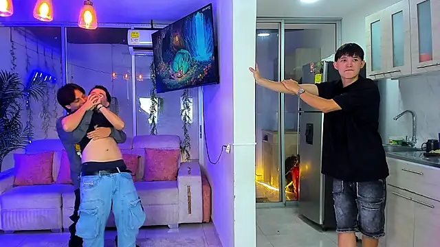 Houseofwarrios: απευθείας συνομιλία ΧΧΧ