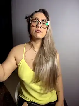 Im_sophiie's Live XXX Chat